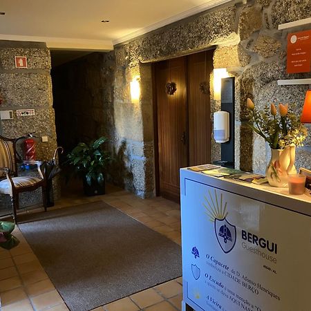 Bergui Guesthouse - Em Guimaraes Desde 2017 Exteriér fotografie