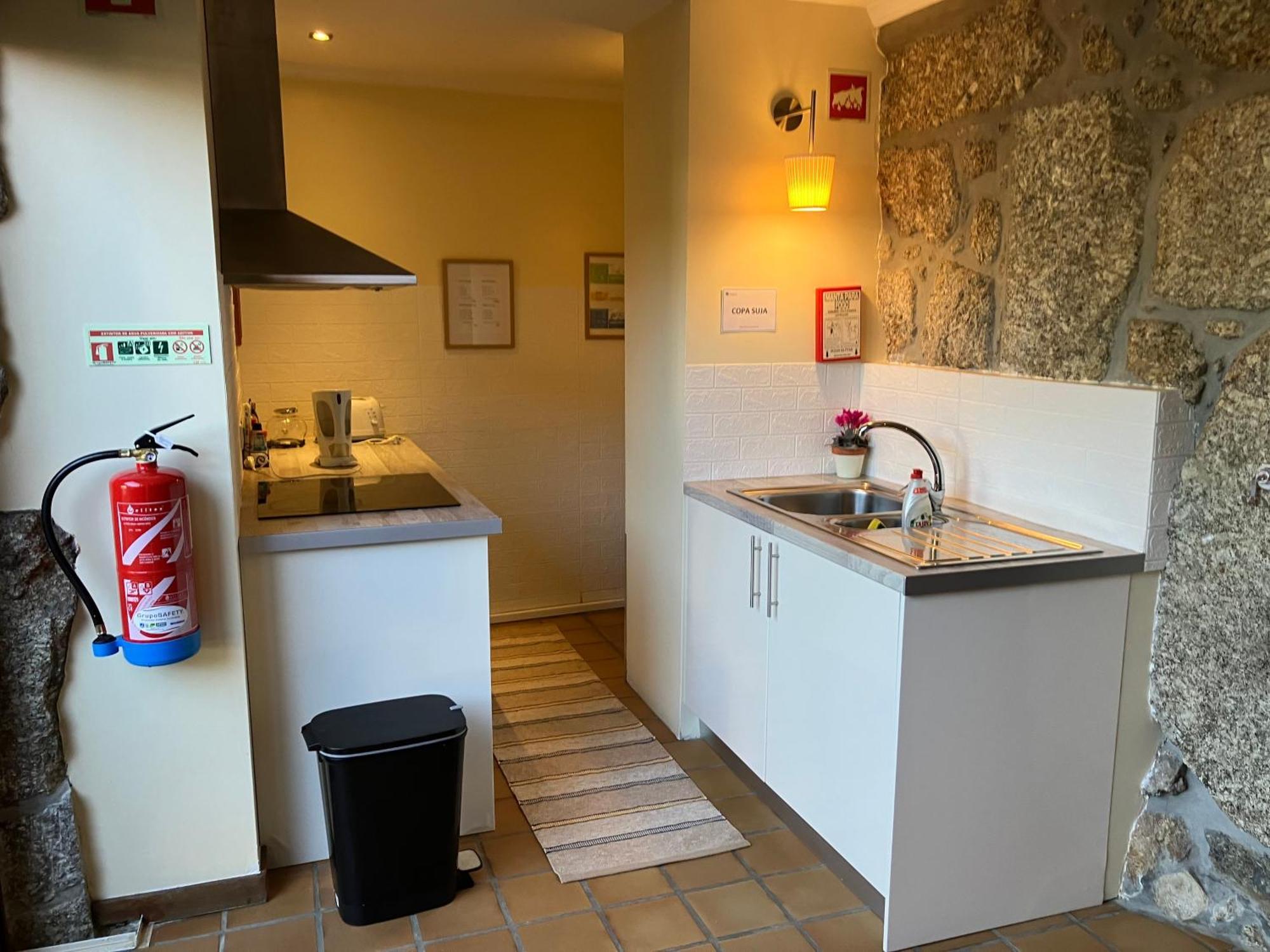 Bergui Guesthouse - Em Guimaraes Desde 2017 Exteriér fotografie