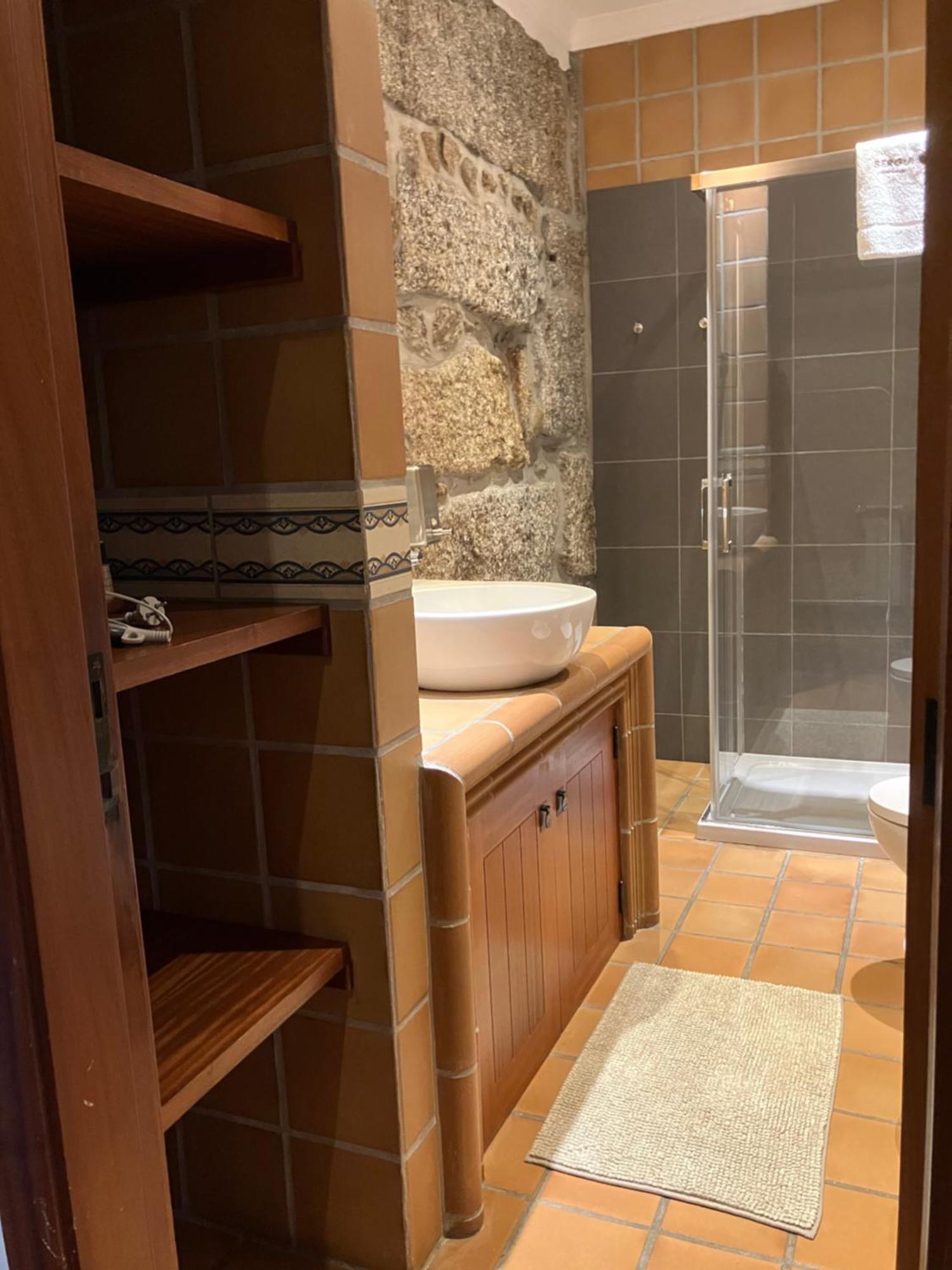 Bergui Guesthouse - Em Guimaraes Desde 2017 Exteriér fotografie