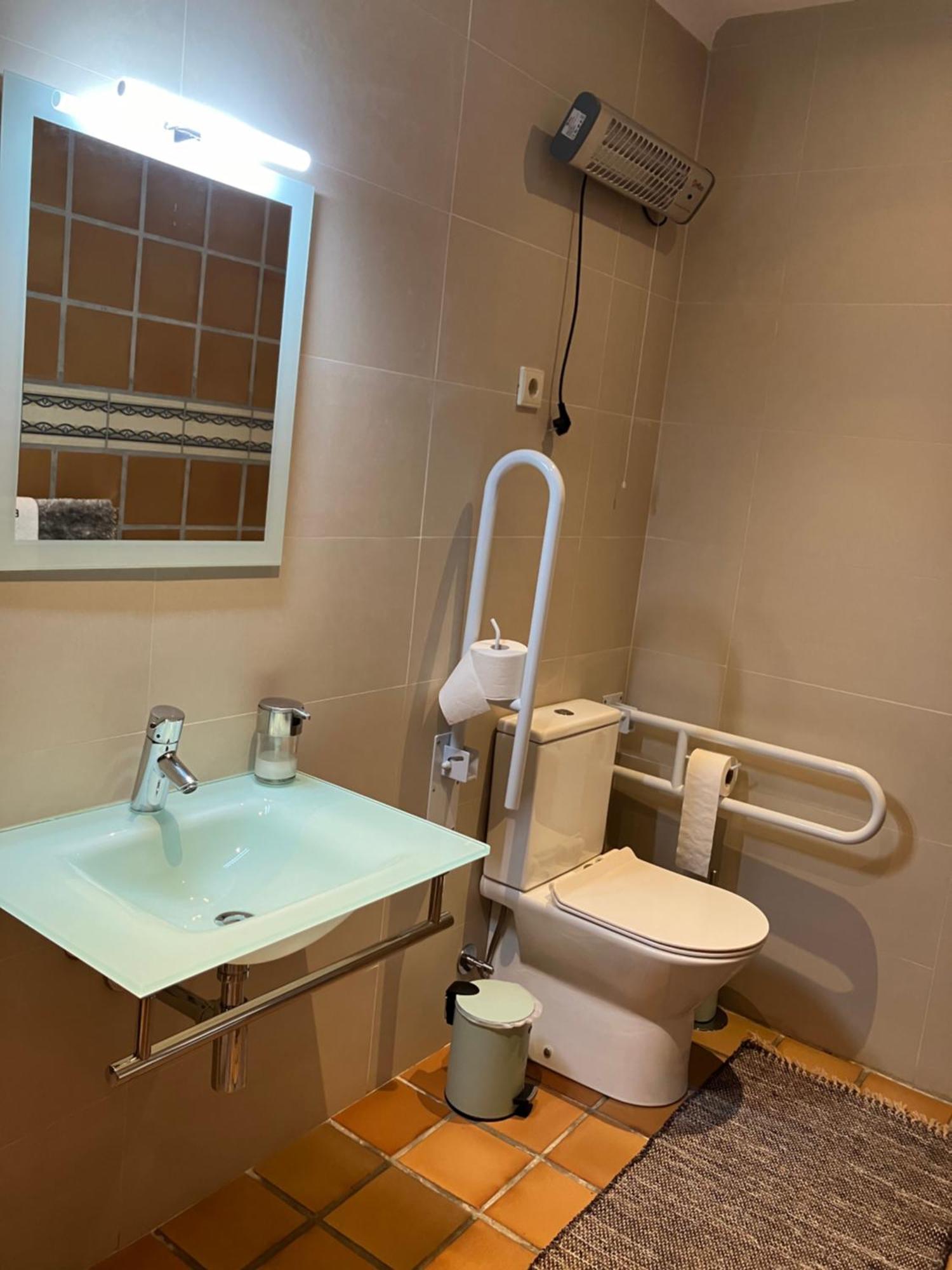 Bergui Guesthouse - Em Guimaraes Desde 2017 Exteriér fotografie