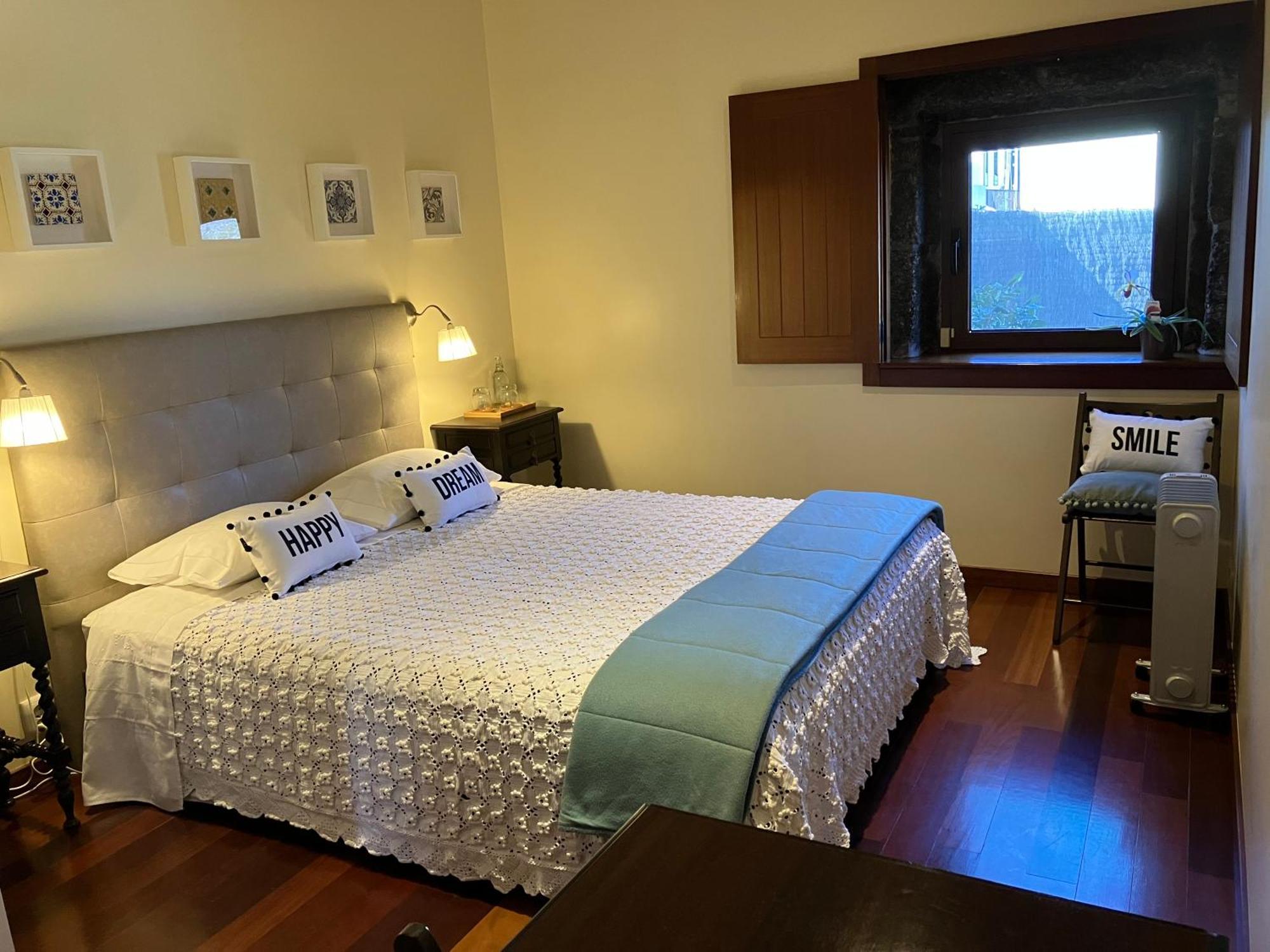 Bergui Guesthouse - Em Guimaraes Desde 2017 Exteriér fotografie